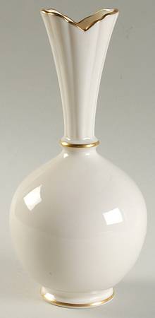 R86 High Vase (Bulbous)