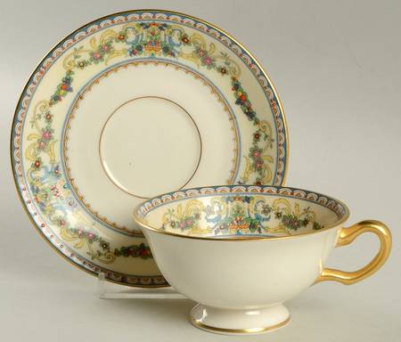 Footed Cup & Saucer Set