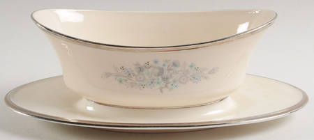 Repertoire Gravy Boat with Attached Underplate