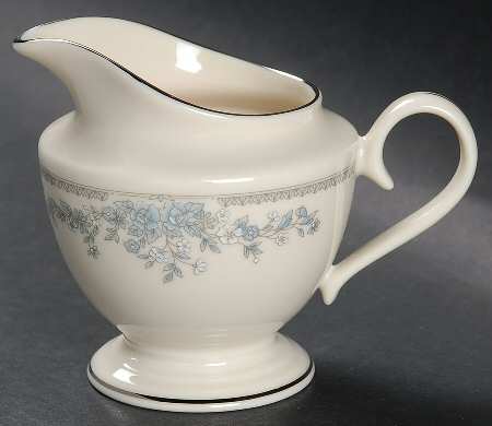 Reverie (Platinum Trim) Creamer