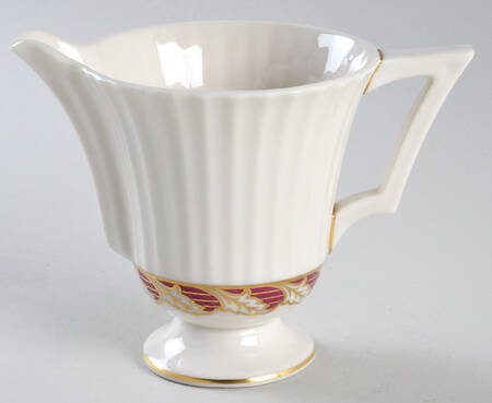 Savoy Maroon Creamer