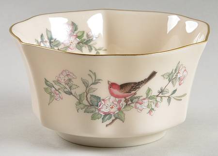 Serenade 5" Fluted Round Bowl