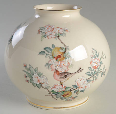 Serenade 7" Vase