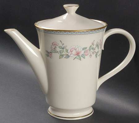 Serenade Tea/Coffee Pot & Lid by Lenox