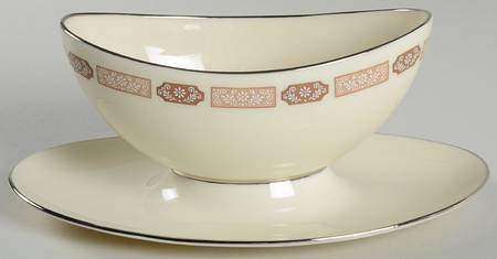 Shalimar Gravy Boat with Attached Underplate