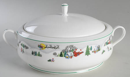 Sleighride Round Covered Vegetable