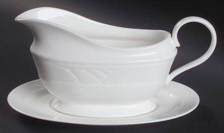 Snowdrift Gravy Boat & Underplate
