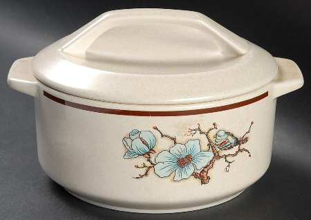 Softwind 1.25 Qt Round Covered Casserole by Lenox