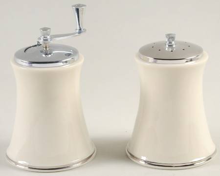 Solitaire Salt Mill & Pepper Mill Set
