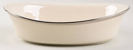 Solitaire 8" Oval Vegetable Bowl