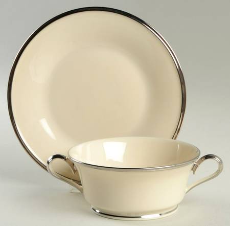 Solitaire Footed Cream Soup & Dessert Plate/Saucer Set