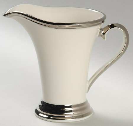 Solitaire Creamer