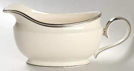 Solitaire Gravy Boat