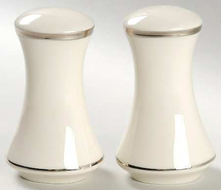 Solitaire Salt & Pepper Set
