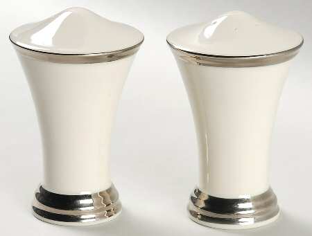 Solitaire Salt & Pepper Set