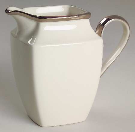 Solitaire Square Creamer