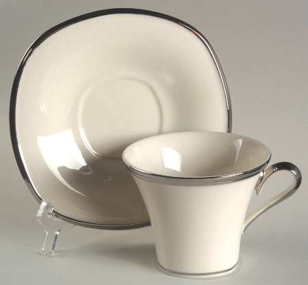 Solitaire Square Cup & Saucer Set