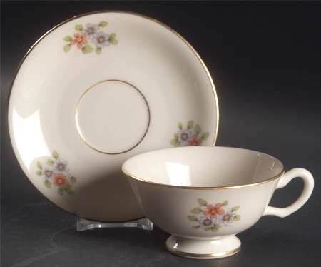 Teresa Footed Cup & Saucer Set