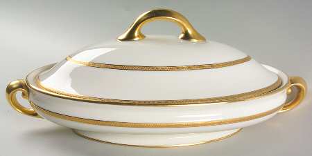 The Trentino Oval Covered Vegetable