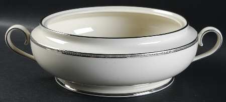 Tuxedo Platinum (Newer, Presidential Shape) 1999 Shape Round Vegetable No Lid