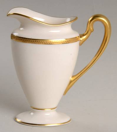 V36 Creamer