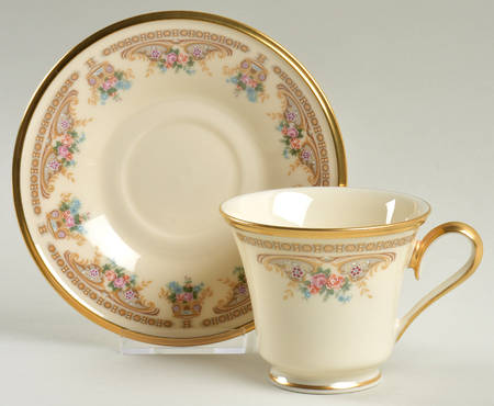 Versailles Footed Cup & Saucer Set