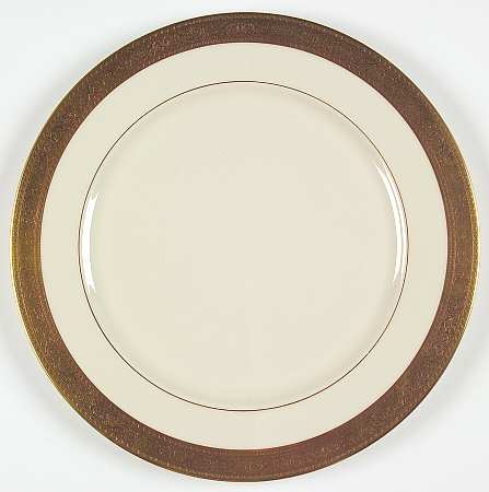Westchester Service Plate (Charger)