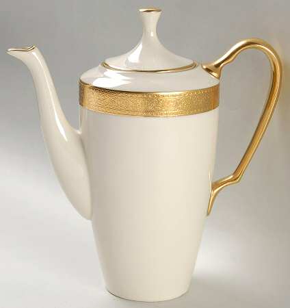 Westchester Coffee Pot & Lid