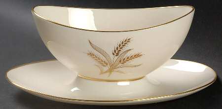 Wheat Gravy Boat with Attached Underplate