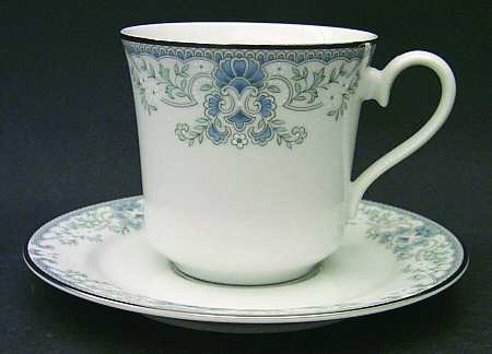 White Heather Flat Cup & Saucer Set