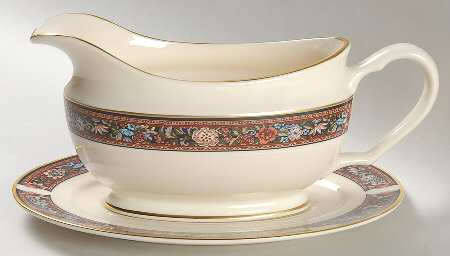 Witherspoon Gravy Boat & Underplate by Lenox