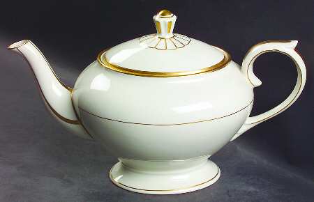 Colonial Teapot & Lid