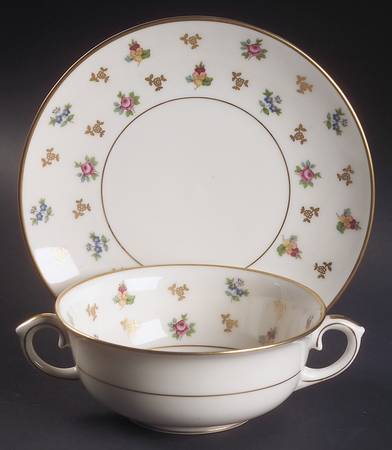 Molly Pitcher Footed Cream Soup Bowl & Saucer Set