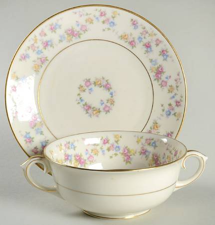 Reverie Footed Cream Soup Bowl & Saucer Set