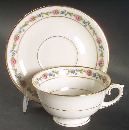 William Penn Footed Cup & Saucer Set