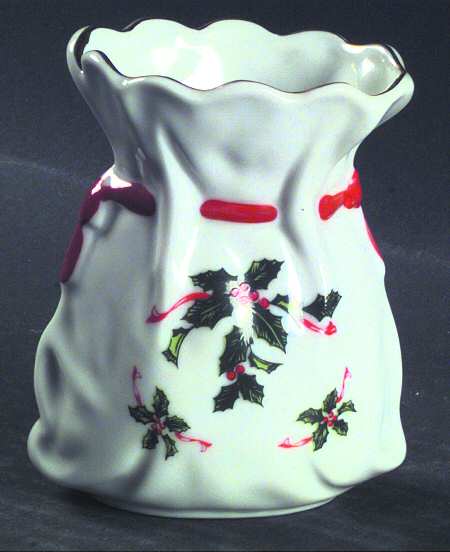 Boughs of Holly (SCALLOPED) 4" Vase