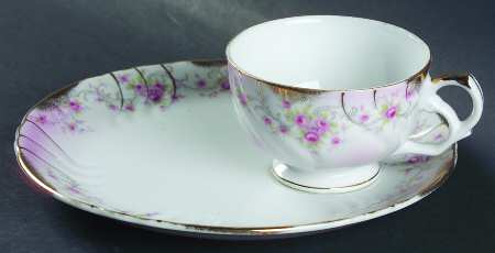 Heirloom Rose Snack Plate & Cup Set