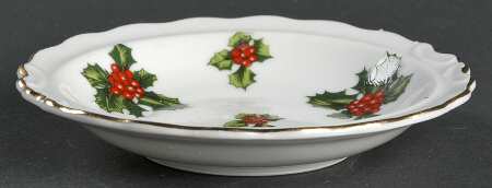 Boughs of Holly (SCALLOPED) Mini Pitcher and Bowl Set, Bowl Only