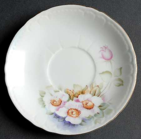 Magnolia Saucer
