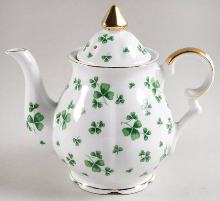 Shamrock St Patrick Teapot & Lid