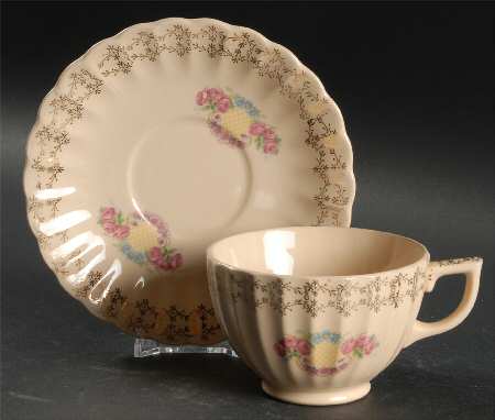 Chateau Footed Cup & Saucer Set