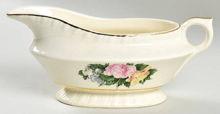 Janis Gravy Boat