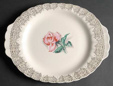 Le Fleur Rouge 13" Oval Serving Platter