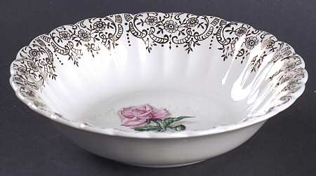 Le Fleur Rouge Coupe Cereal Bowl