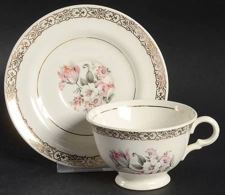 Masterpiece Footed Cup & Saucer Set
