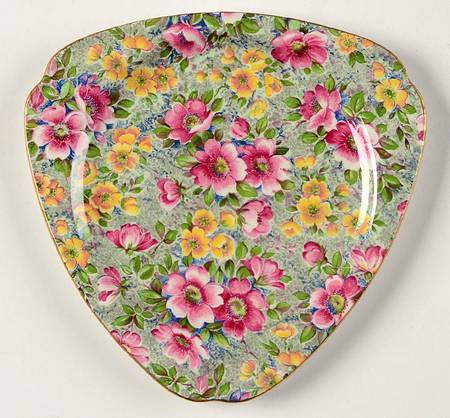 Briar Rose Triangular Bread & Butter Plate