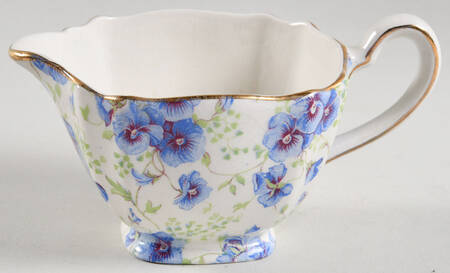 Pansy Creamer