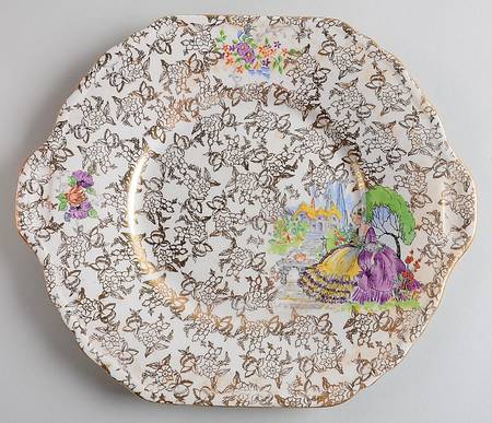 Pompadour Square Handled Cake Plate