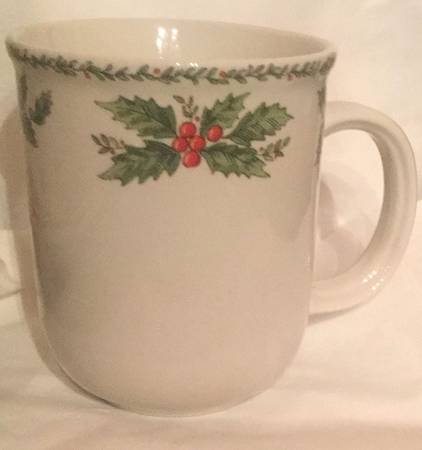 Holly Lane Mug