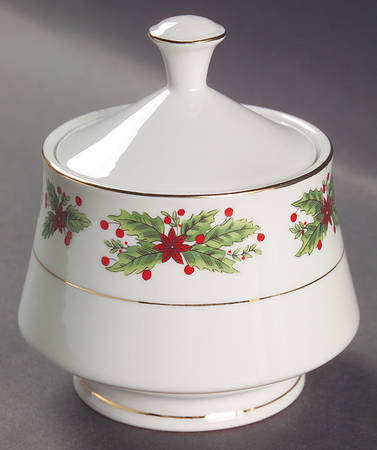 Holly Wreath Sugar Bowl & Lid